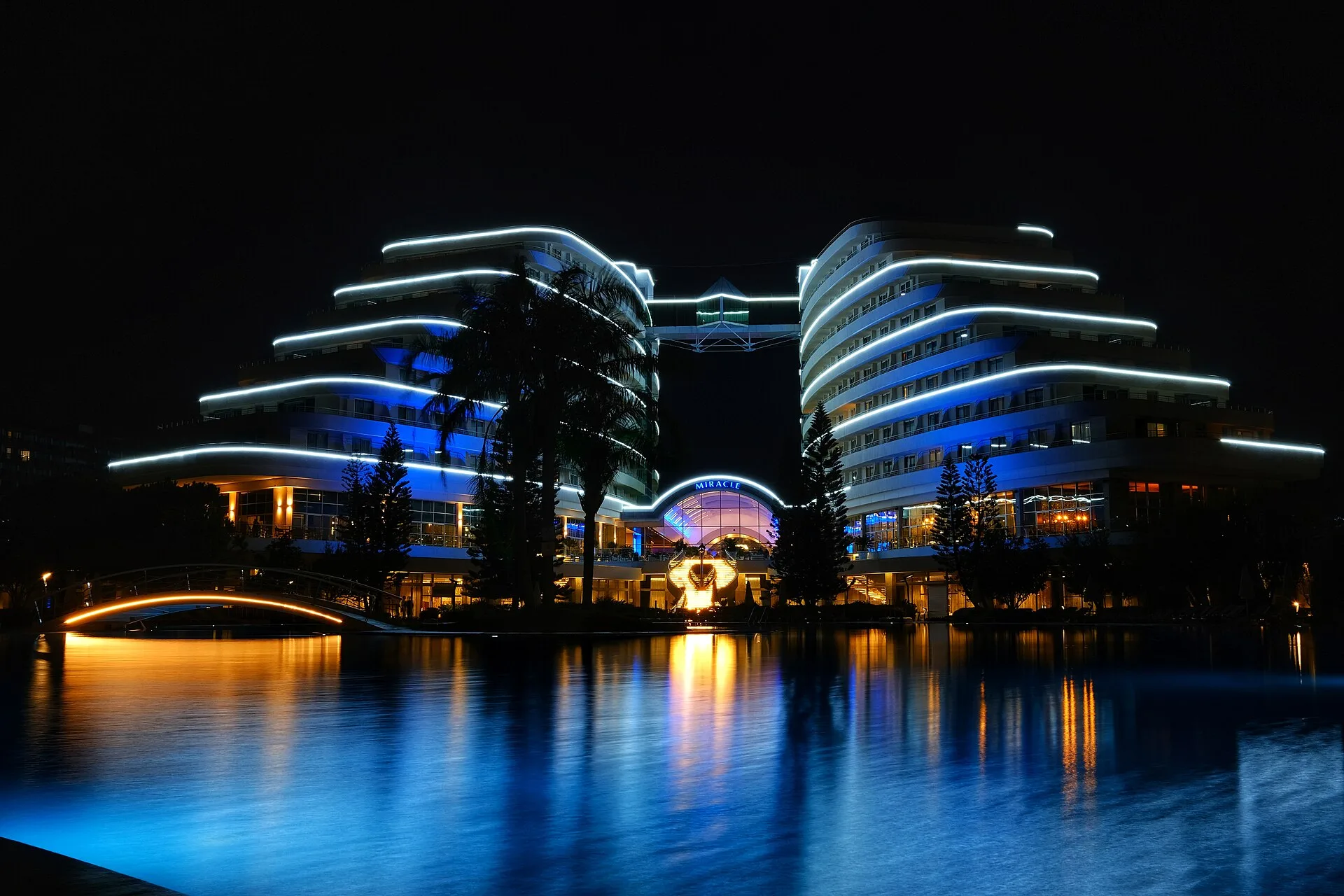 Miracle Resort Hotel