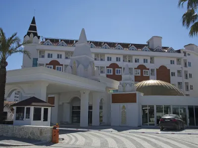 Side Royal Paradise